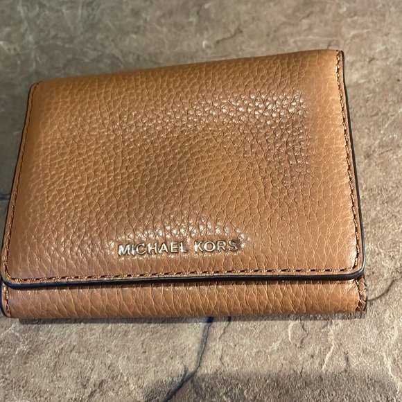 ☄️Michael Kors☄️ - Picture 8 of 13